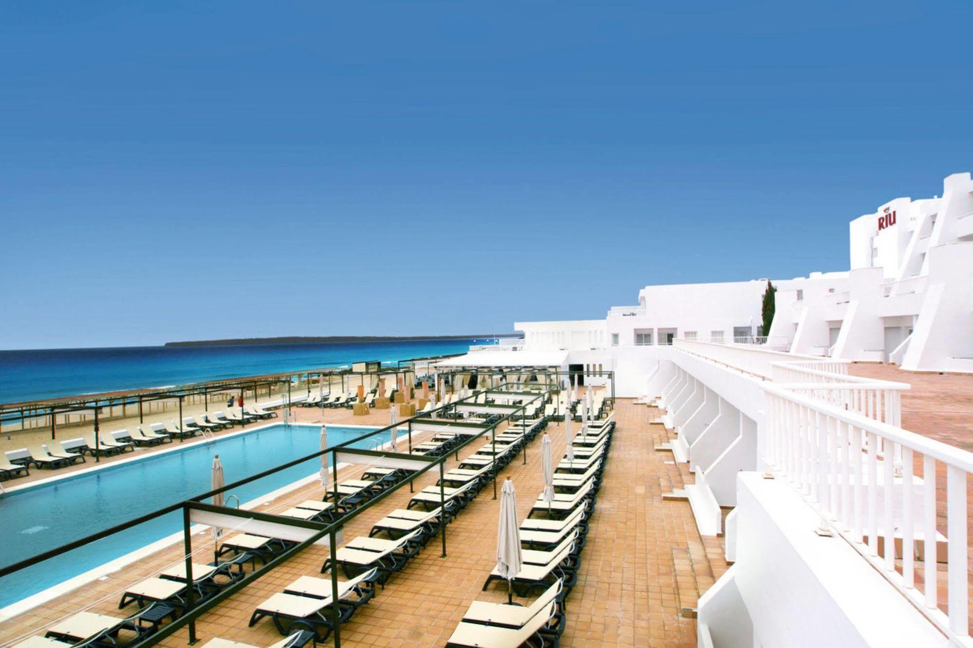 Hotel Riu La Mola Playa Migjorn Exterior foto